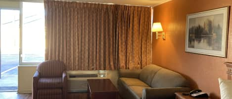 Deluxe Room, 1 King Bed, Non Smoking | Desk, iron/ironing board, free WiFi, bed sheets