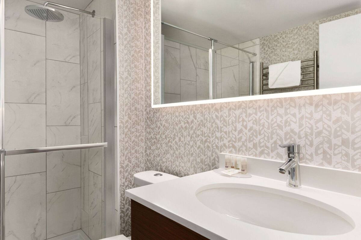 pillow-top beds, desk, iron/ironing board, rollaway beds