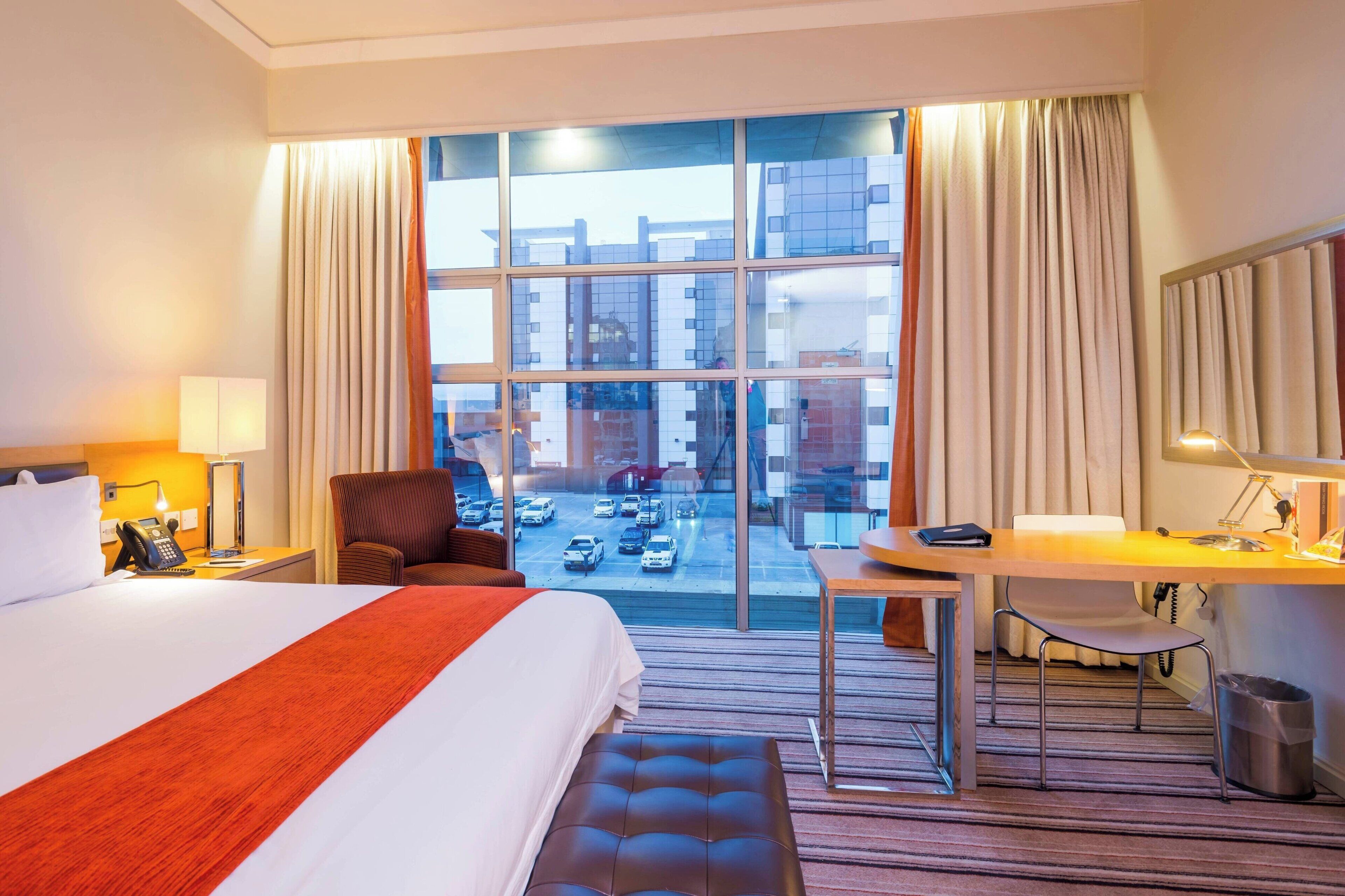 room, 1 queen bed, non smoking, city view | egyptian cotton sheets, premium bedding, memory-foam beds