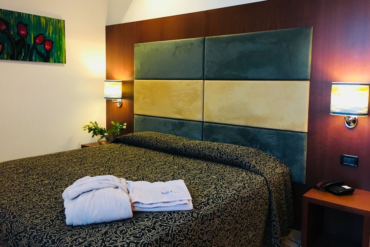 Double Room Single Use