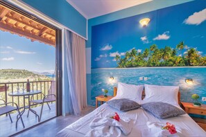 Egyptian cotton sheets, premium bedding, minibar, free WiFi - Kleopatra Studios (Zakynthos)