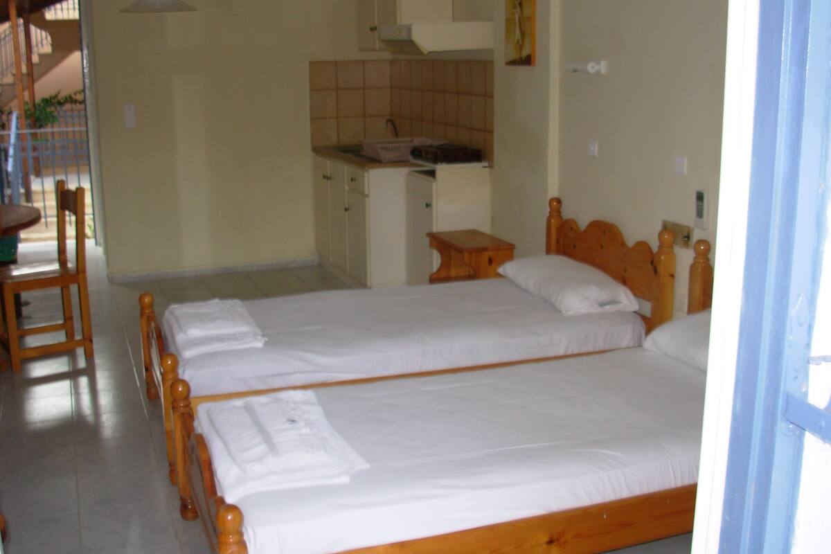 Desk, free cots/infant beds, rollaway beds, free WiFi