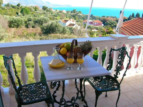 Beach/ocean view