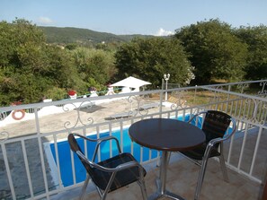 Standard Studio, 1 Bedroom, Garden View | Balcony view