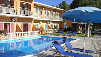 Family Apartment, 2 Bedrooms | 1 bedroom, Egyptian cotton sheets, premium bedding, memory foam beds