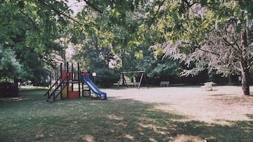Aire de jeux - extérieure