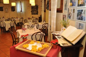 Restaurant - Albergo Ca' Vecchia (Sasso Marconi)