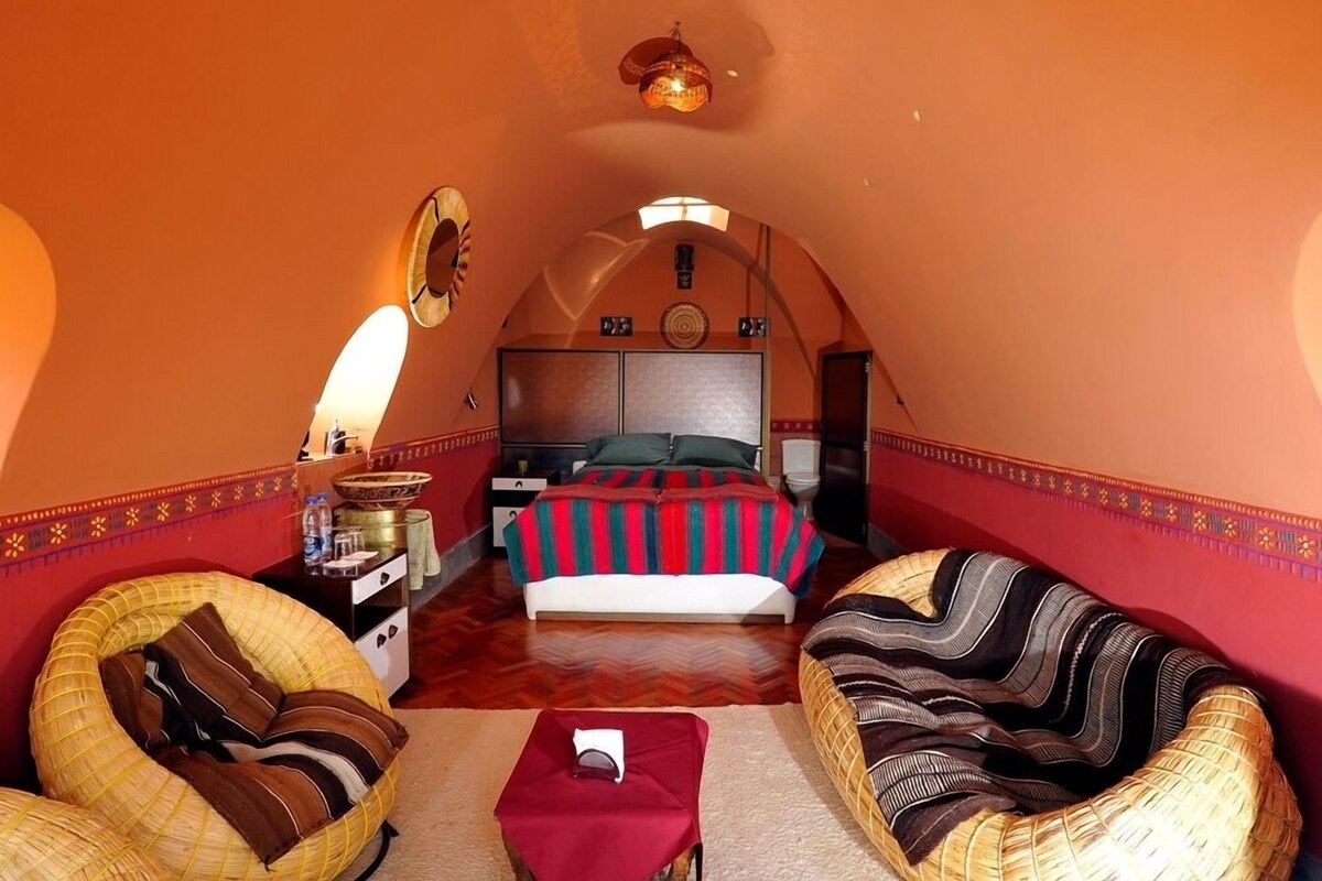 Romantisches Zimmer, 1 Queen-Bett, Bergblick, Bergseite | Bettwäsche aus ägyptischer Baumwolle, hochwertige Bettwaren