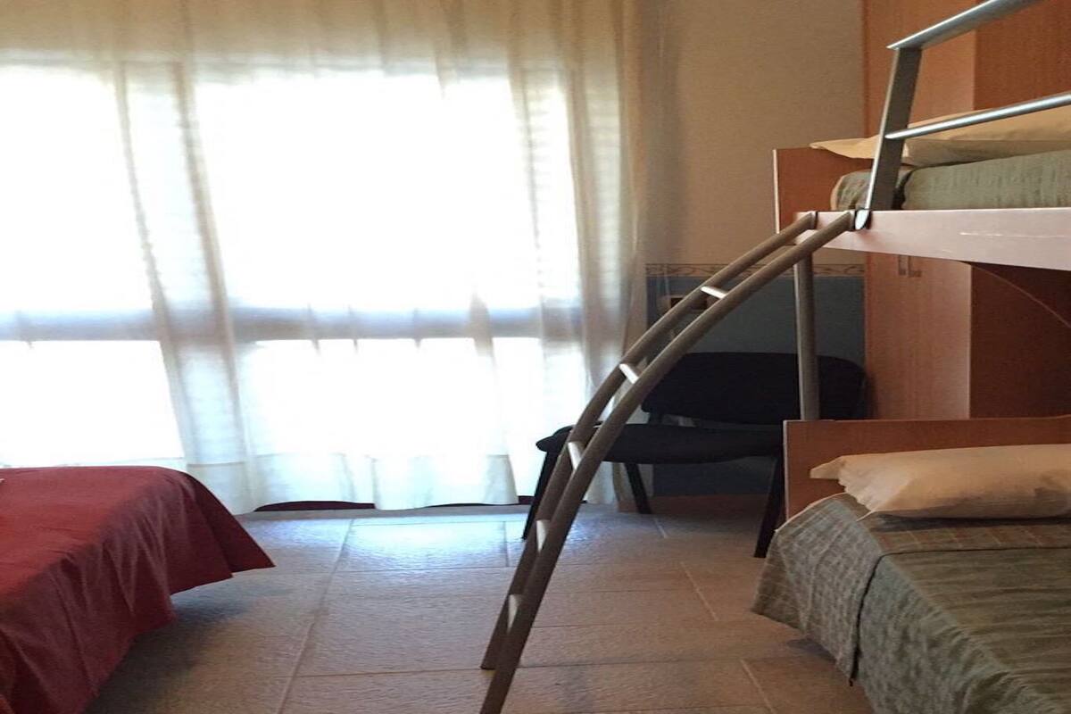 Pillowtop beds, minibar, in-room safe, desk