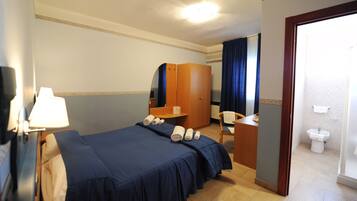 Pillowtop-Betten, Minibar, Zimmersafe, Schreibtisch