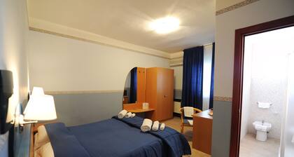 Santa Lucia Hotel