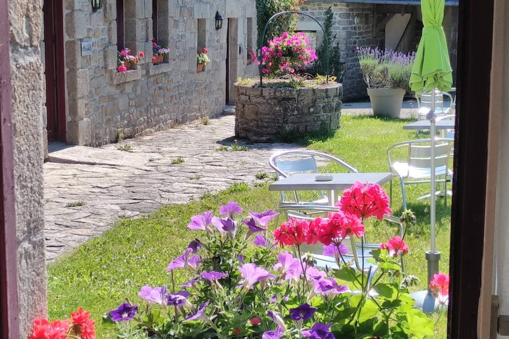 Domaine de Lesvaniel