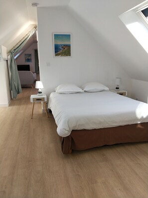 Comfort Apartment, Valley View (4 étoiles - 3 clés) - Domaine de Lesvaniel (Landudec)
