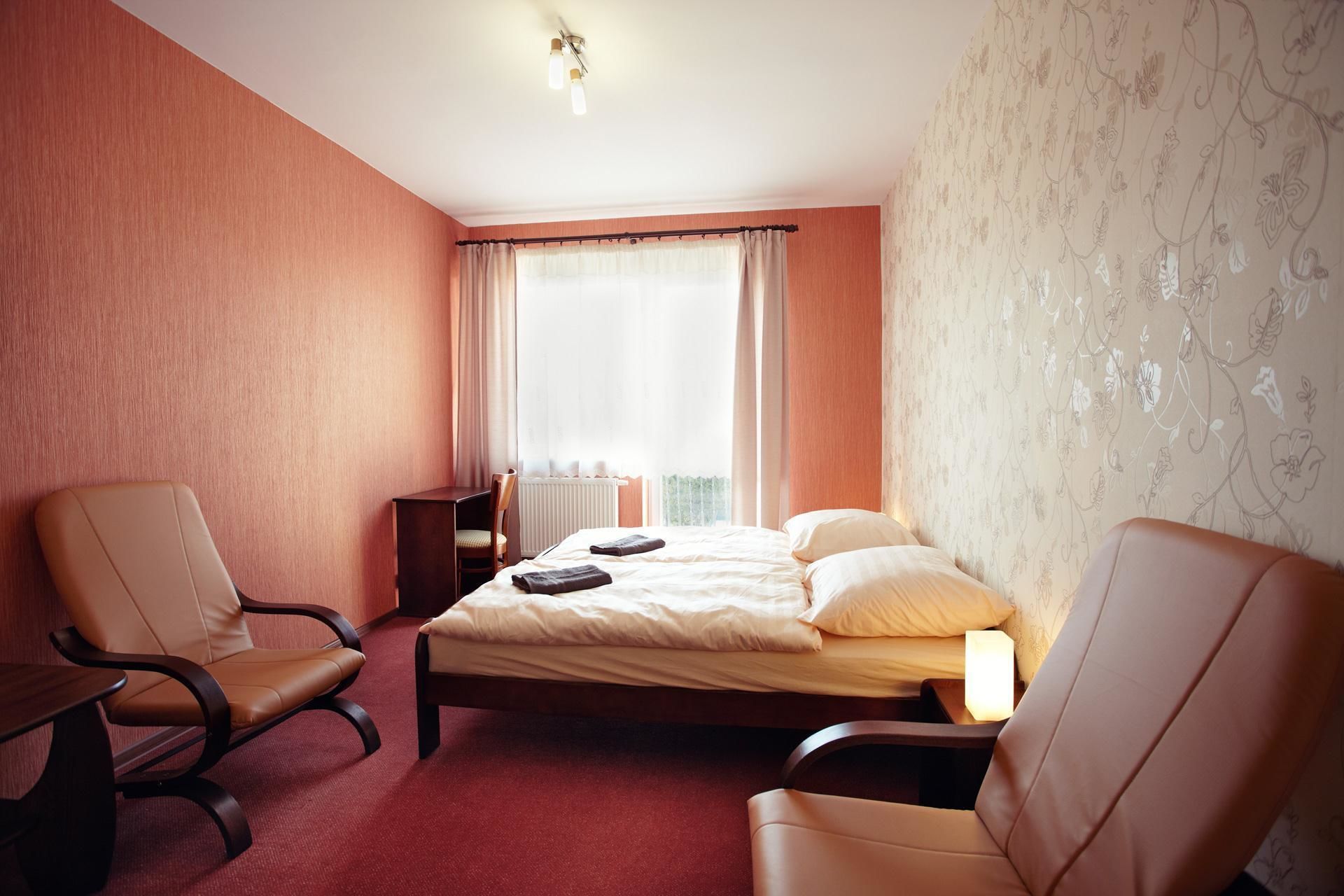 classic double or twin room | free wifi