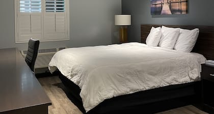 La Casa Inn