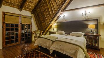 Family Room | 6 bedrooms, premium bedding, memory-foam beds, in-room safe