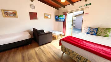1 bedroom, individually decorated, individually furnished, desk