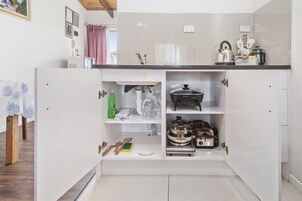 开间 | 1 多间卧室、特色装修、特色家居、办公桌