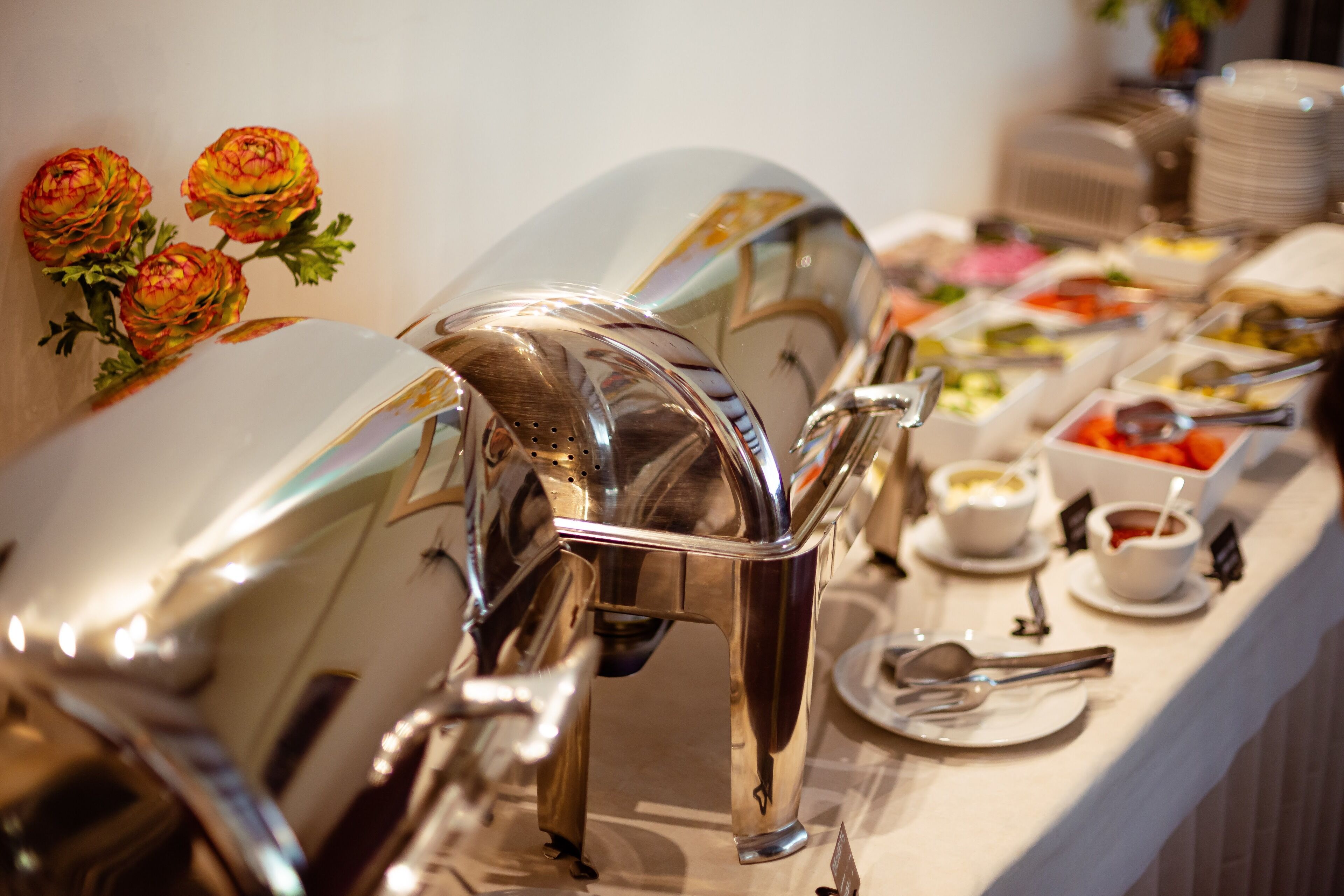 free daily full breakfast