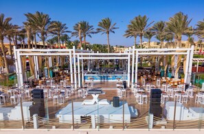9 bars/lounges, 2 swim-up bars, 2 poolside bars, beach bar - Rixos Sharm El Sheikh Adults Only 18 + (Sharm El Sheikh)