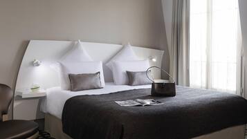 Privilege, Room, 1 Double Bed | Premium bedding, minibar, in-room safe, desk
