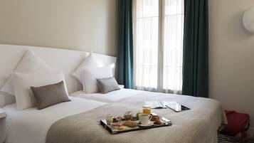 Premium bedding, minibar, in-room safe, desk