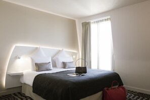 Privilege, Room, Multiple Beds