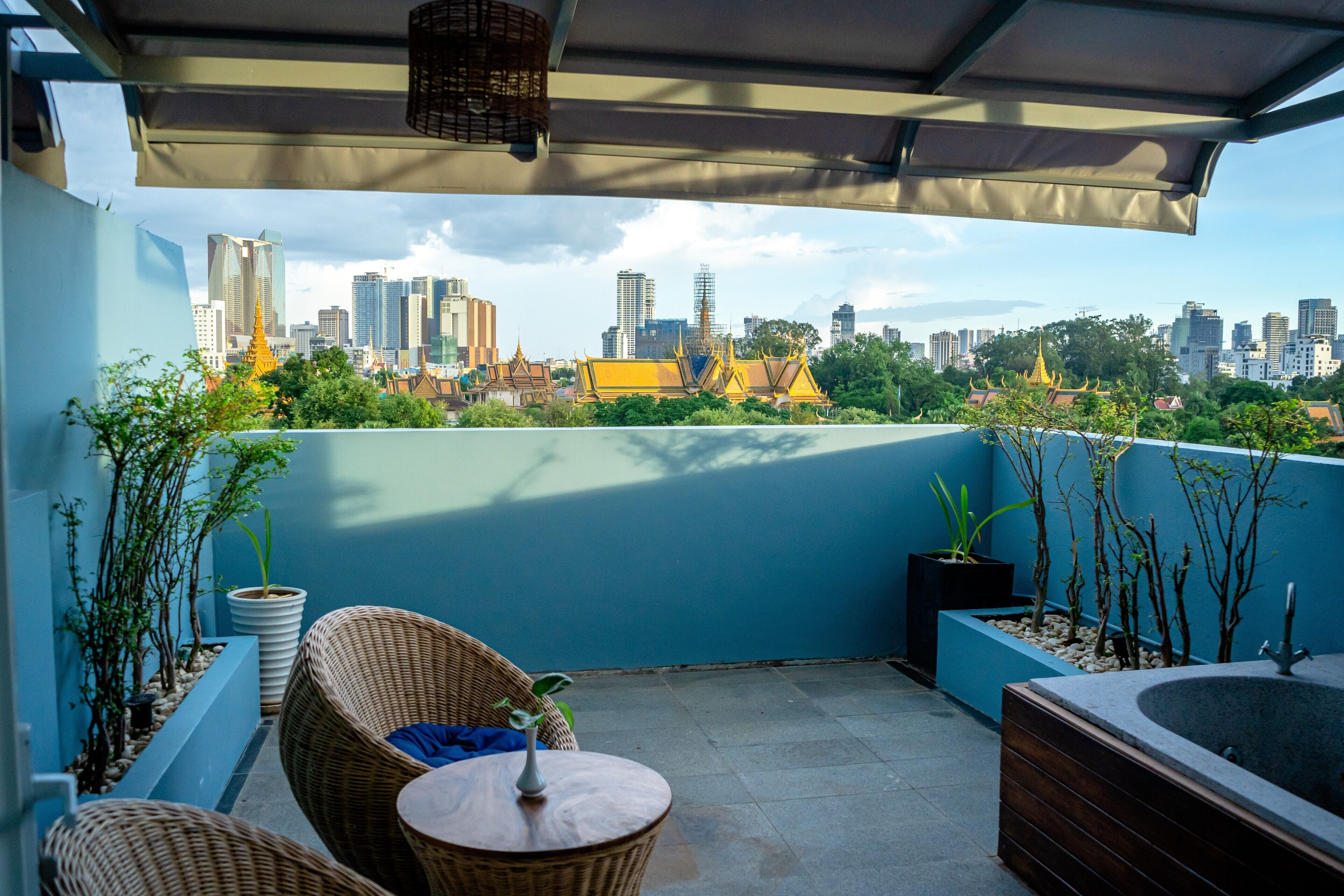 Photo - The Frangipani Royal Palace Hotel