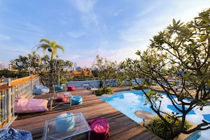 Outdoor pool, pool umbrellas