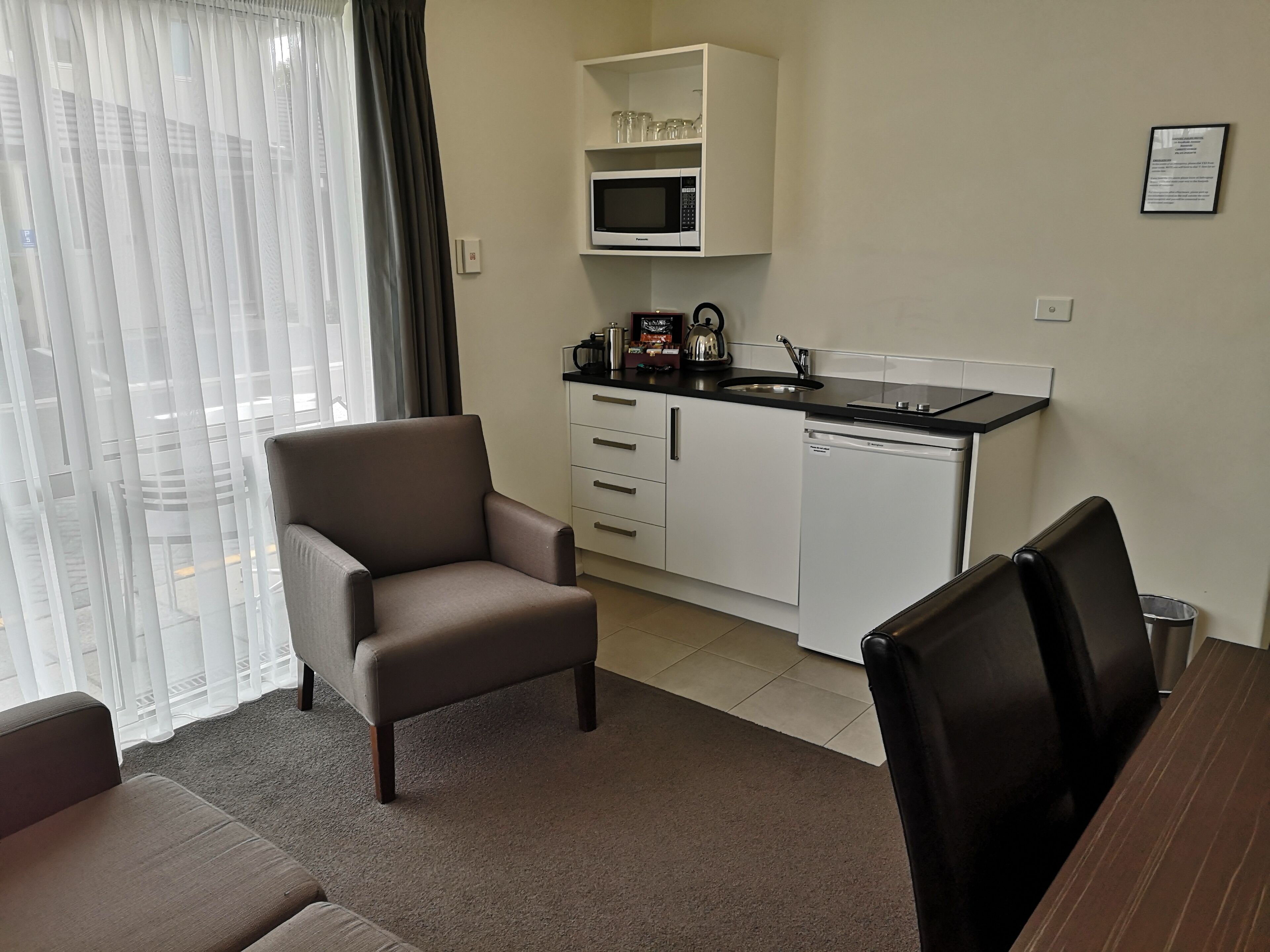 Photo - Airport Palms Motel