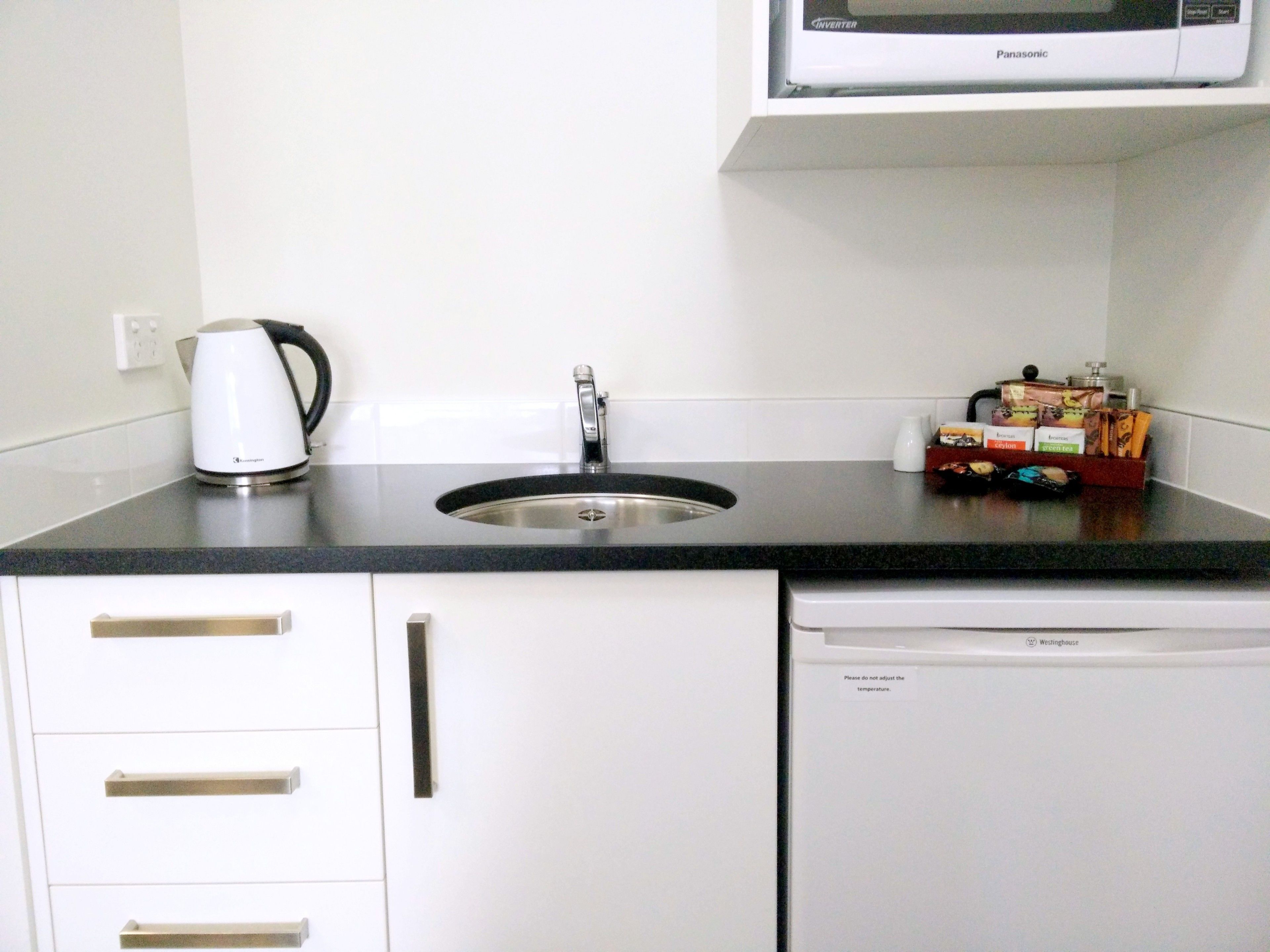 Photo - Airport Palms Motel