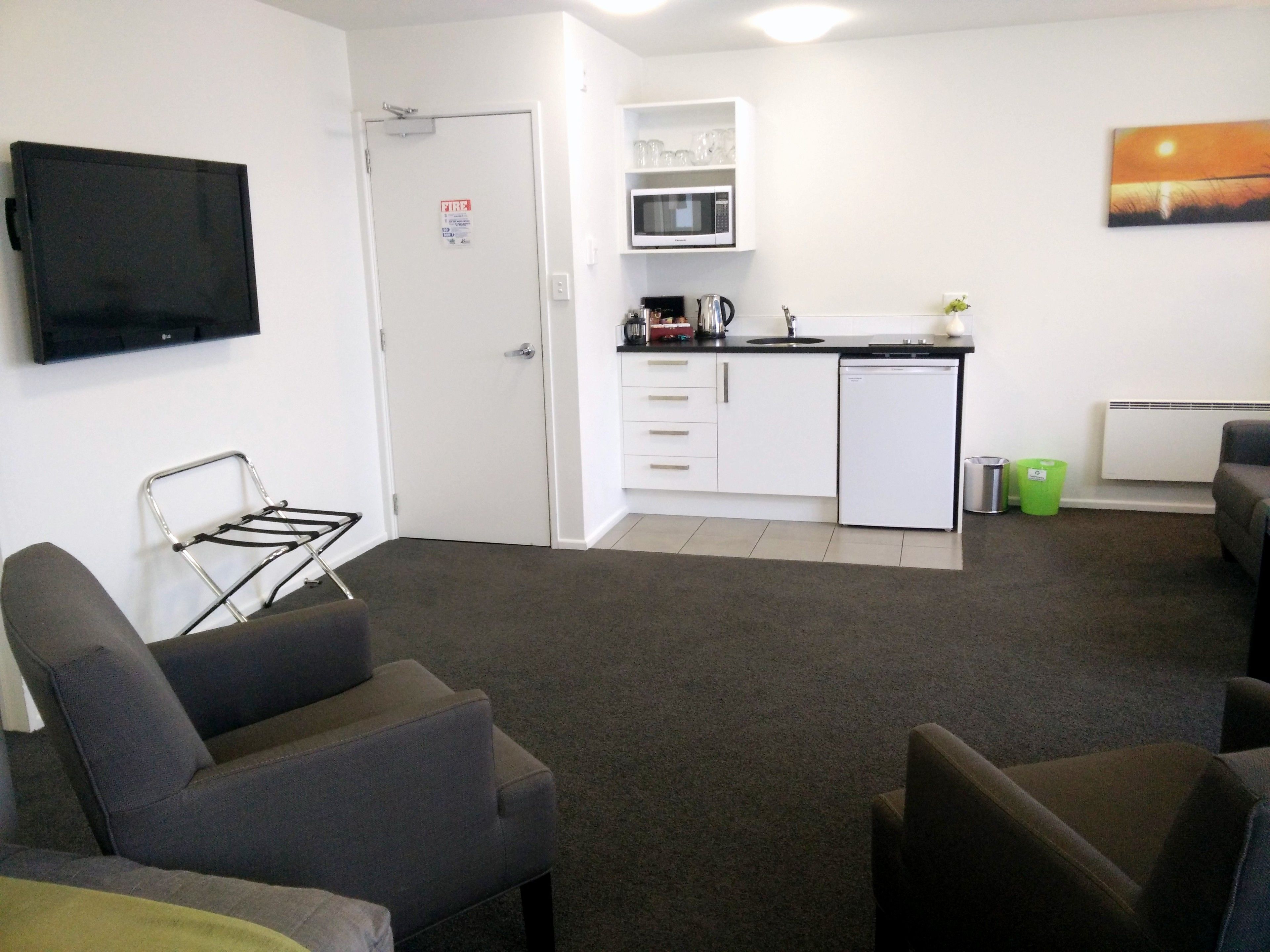 Photo - Airport Palms Motel