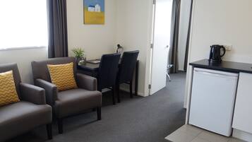 Standard Apartment, 1 Bedroom | Living area