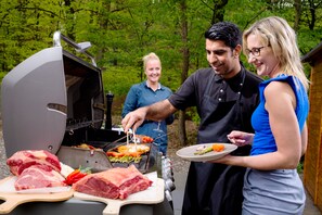 Breakfast, lunch, dinner served; al fresco dining 