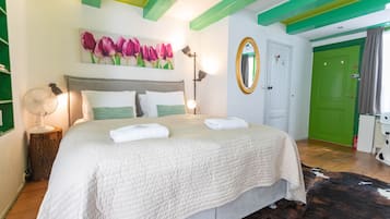 Kamar Double Superior, 1 Tempat Tidur Queen | Bantalan ekstra lembut dan didekorasi berbeda-beda