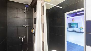 Doppia Superior, 1 letto queen | Doccia