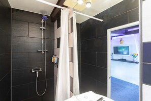 Superior Double Room, 1 Queen Bed | Bathroom shower - Tulip of Amsterdam (Amsterdam)