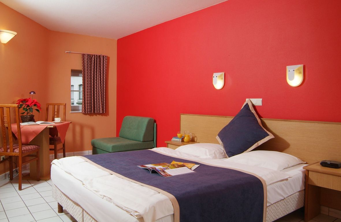 In-room safe, desk, blackout drapes, iron/ironing board