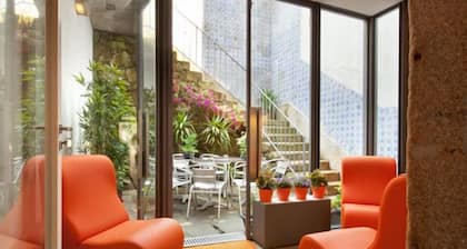 Porto Lounge Hostel & Guesthouse
