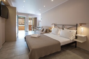 Family Studio | In-room safe, soundproofing, free WiFi - Villa Vita Holidays Apartments, Studios and Maisonettes (Lefkada)