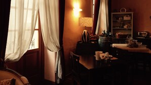 Unclassified image, 3 of 64, button - Albergo San Lorenzo (Alba)