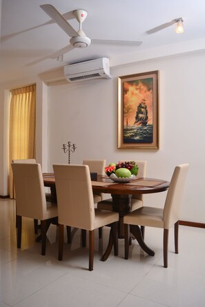 Four Bedroom Penthouse Suite | View from room - Unique Towers Luxury Boutique Suites (Colombo)