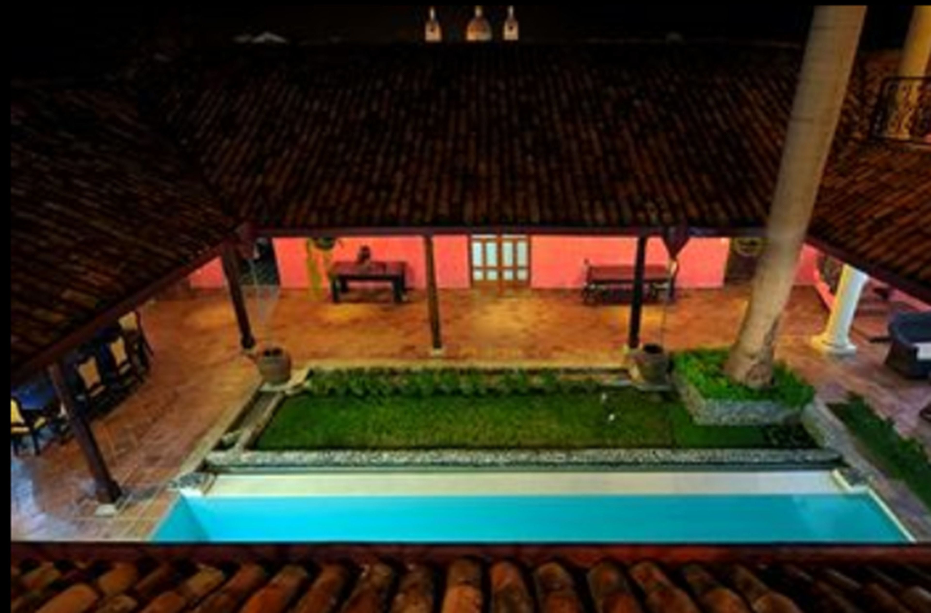 outdoor pool, pool loungers