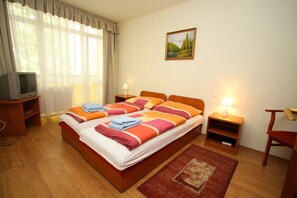 Doppel- oder Zweibettzimmer, Balkon | Kostenloses WLAN