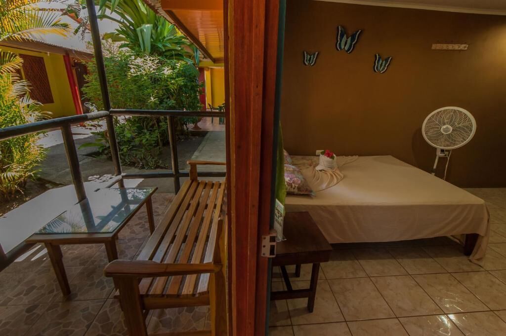 standard double room | free wifi, bed sheets