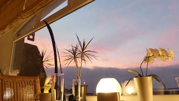 Morgenmadsbuffet hver dag (13 EUR pr. person)