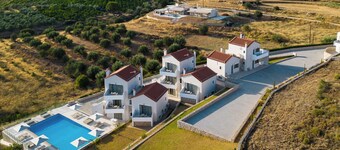 Anassia Villas