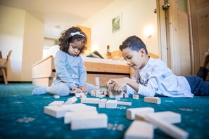 Literie hypoallergénique, surmatelas, coffres-forts dans les chambres