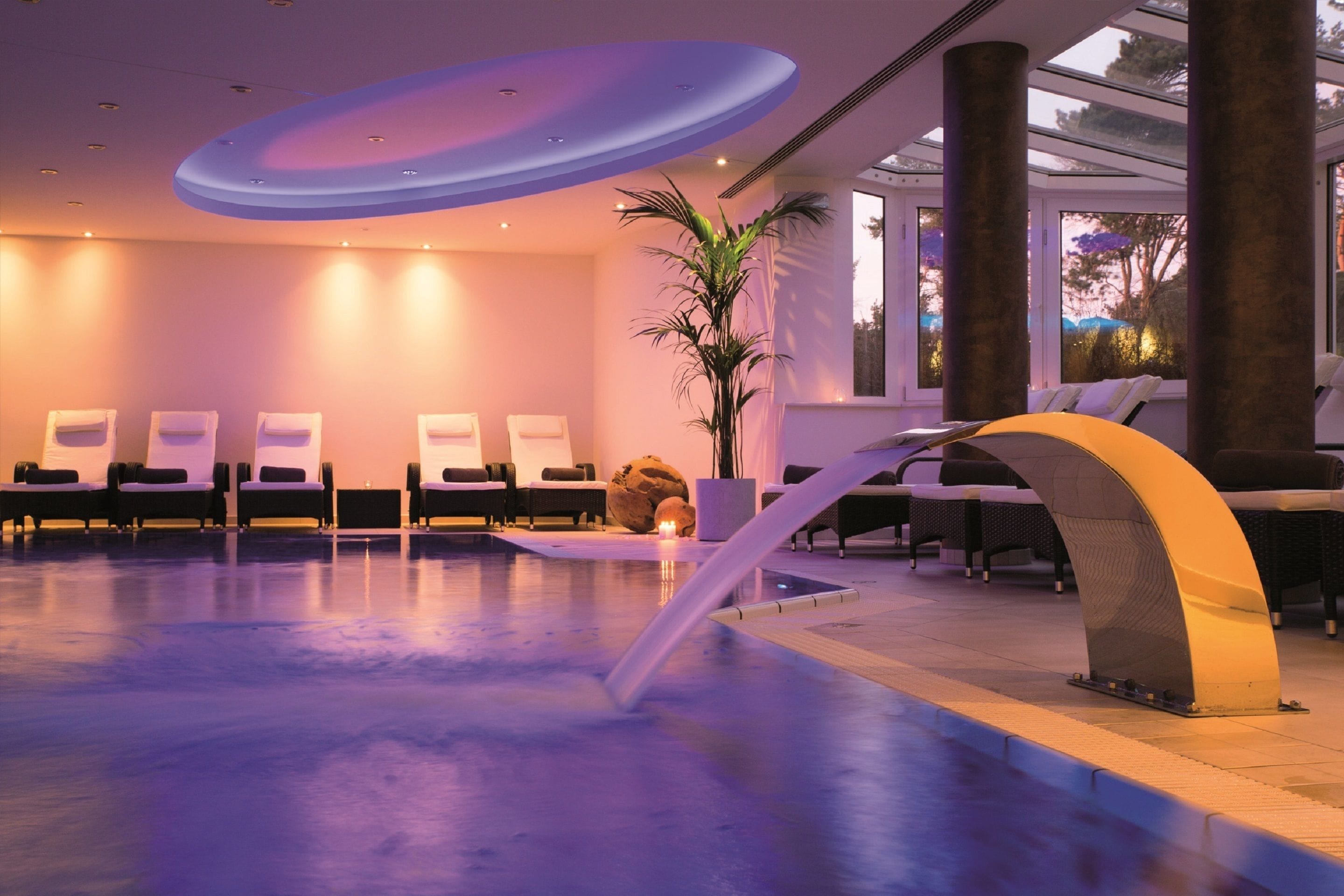 indoor pool, pool loungers