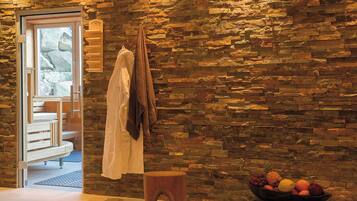 Behandlungsräume für Paare, Sauna, Whirlpool, Türkisches Bad/Hamam
